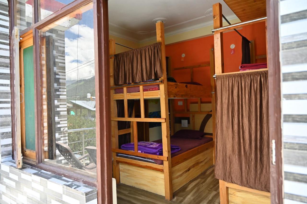 Indian Backpackers Hostel Manāli Eksteriør billede