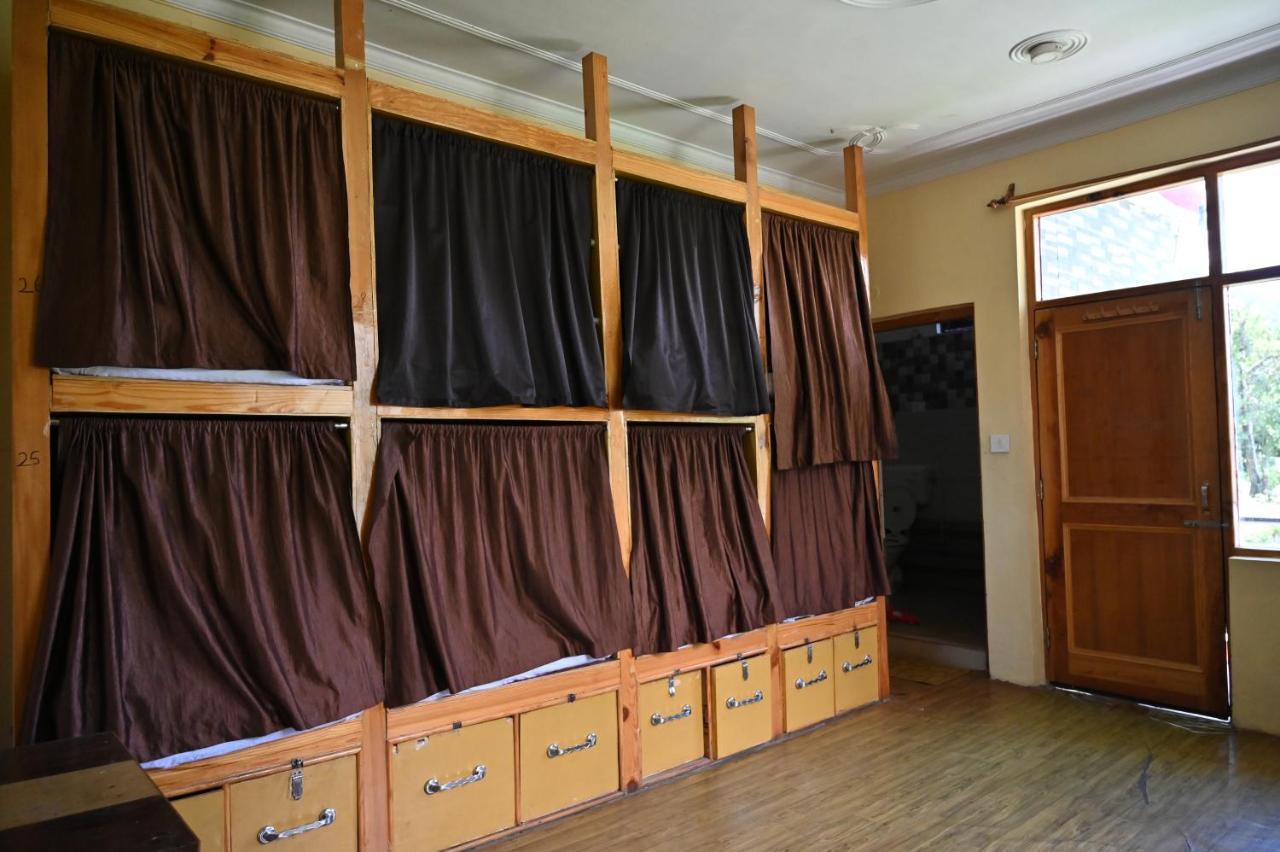 Indian Backpackers Hostel Manāli Eksteriør billede