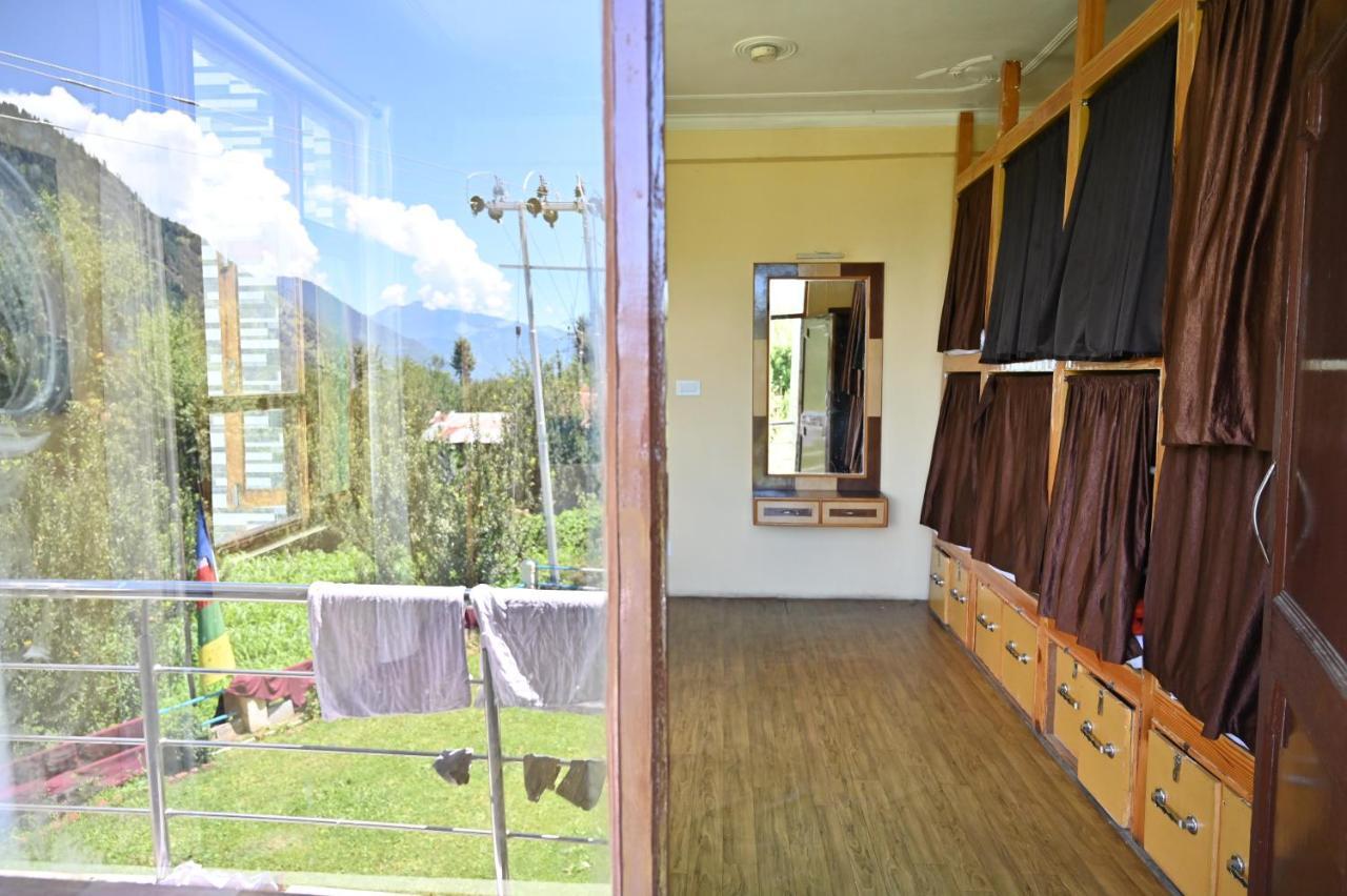 Indian Backpackers Hostel Manāli Eksteriør billede