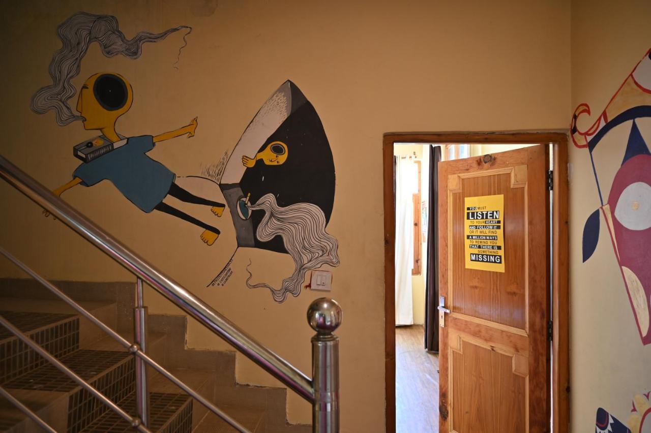 Indian Backpackers Hostel Manāli Eksteriør billede