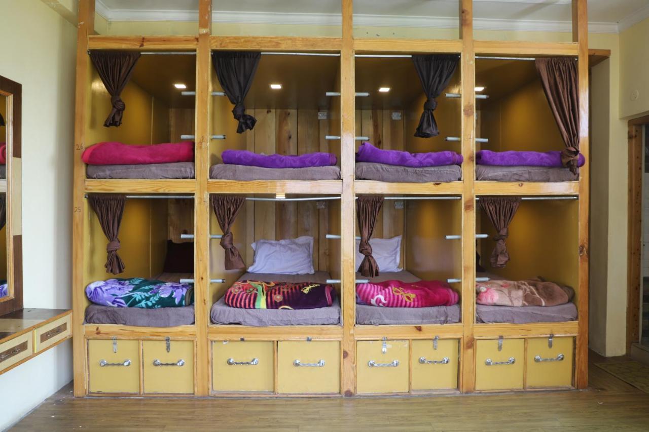 Indian Backpackers Hostel Manāli Eksteriør billede